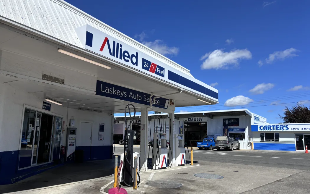 Rural towns struggle with little alternative options amid fuel crisis