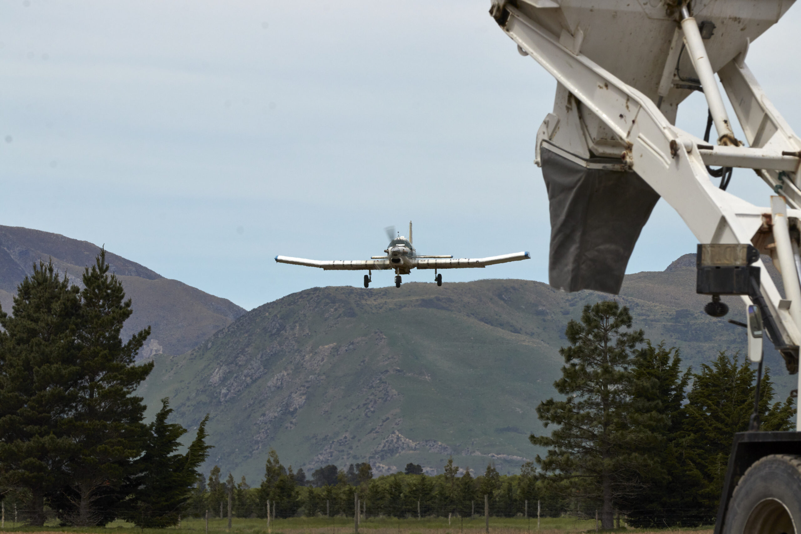Wet autumn poses challenges for aerial fertiliser operations